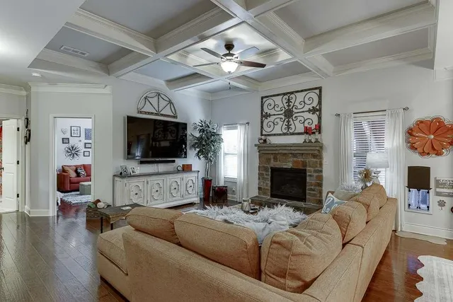 $885,000 | 386 Ridge Walk Court, Sugar Hill, GA 30518