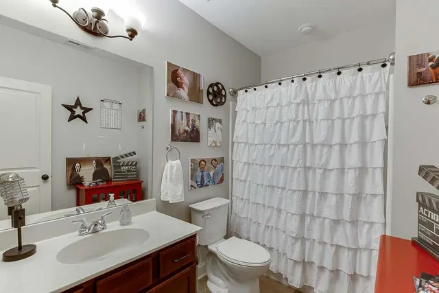 $885,000 | 386 Ridge Walk Court, Sugar Hill, GA 30518