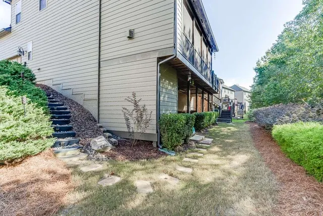 $885,000 | 386 Ridge Walk Court, Sugar Hill, GA 30518