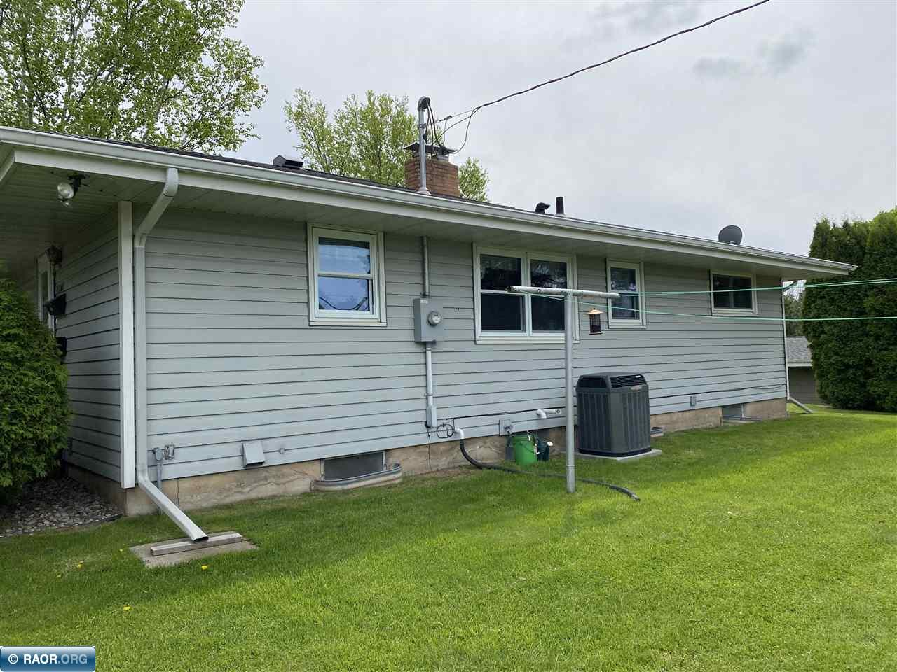 1201 3rd Street West Eveleth, MN 55734 - Photo 3 of 31