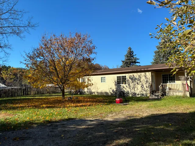 $100,000 | 4695 Miramar Avenue, Newaygo, MI 49337