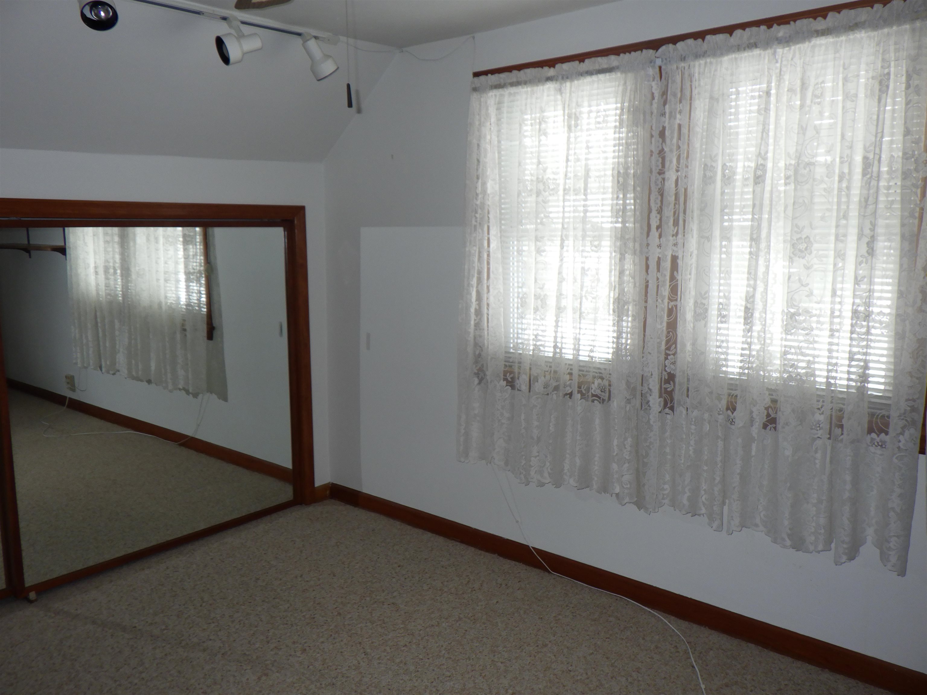 604 South Weed Street Shawano, WI 54166 - Photo 15 of 28