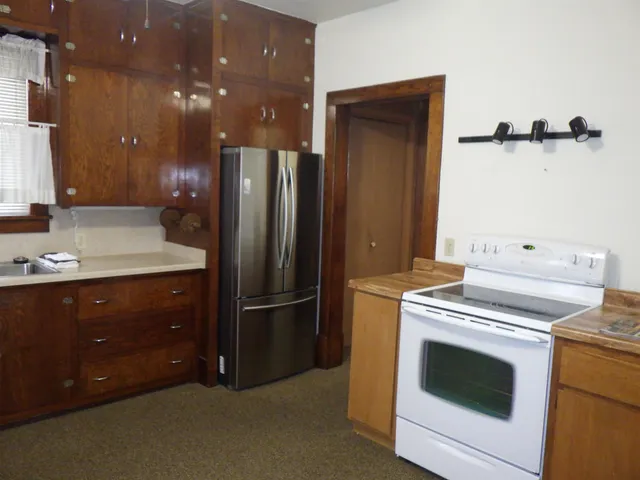 $210,000 | 604 South Weed Street, Shawano, WI 54166