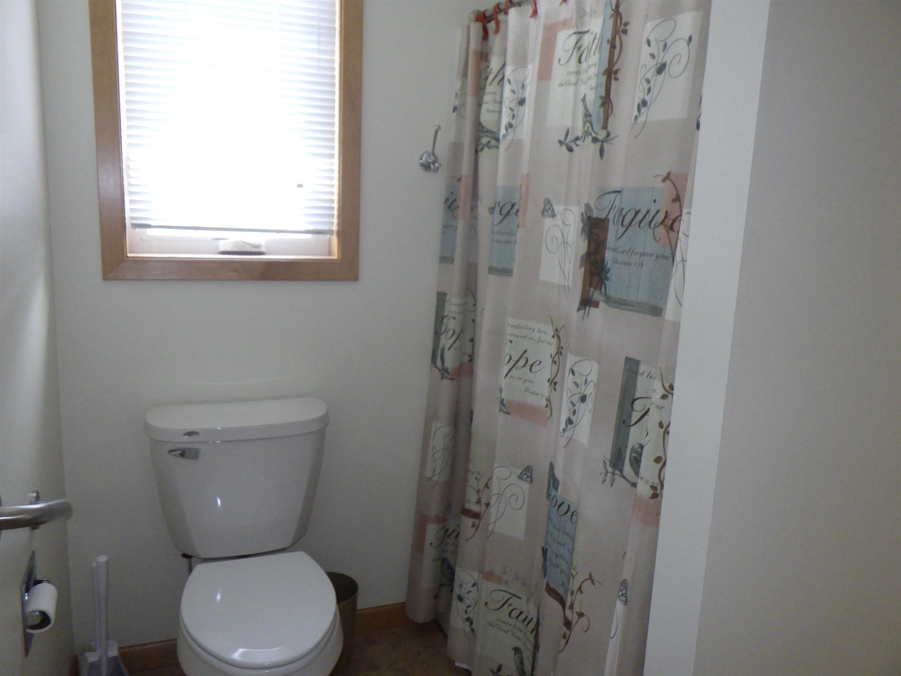 604 South Weed Street Shawano, WI 54166 - Photo 8 of 28