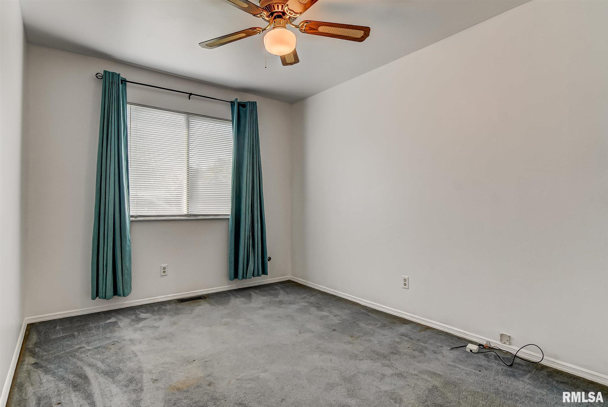 6 Leeds Drive Springfield, IL 62702 - Photo 16 of 26 Gallery Image 16