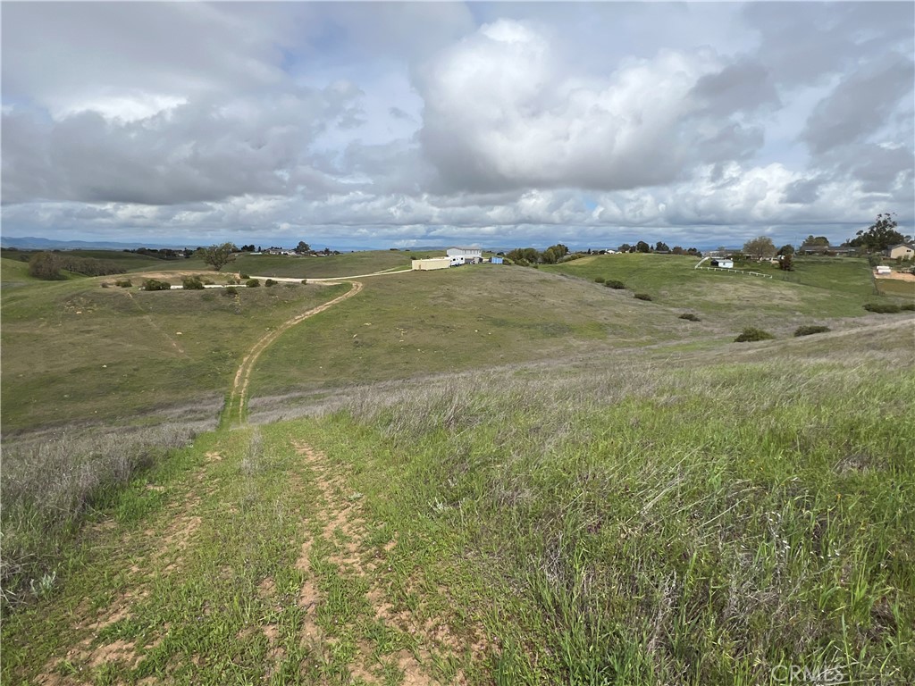 5160 Needs Road Paso Robles, CA 93446 - Photo 9 of 13 a view of a field with an ocean