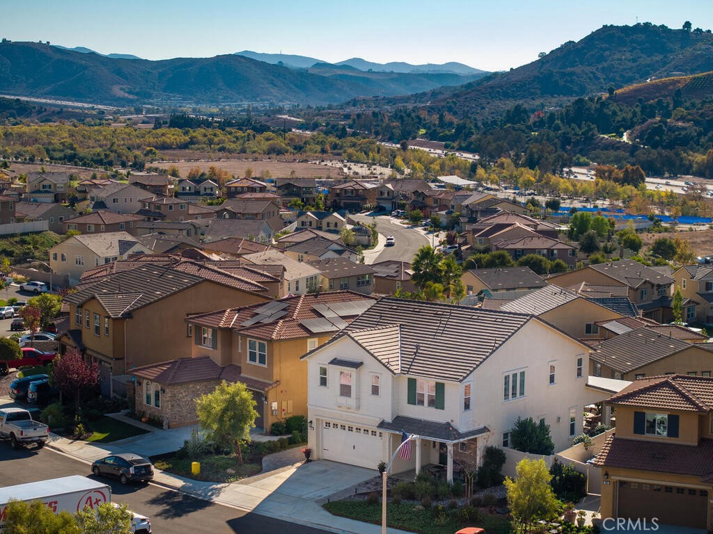 374 Ventasso Way Fallbrook, CA 92028 - Photo 34 of 42 an aerial view of residential houses with a outdoor space
