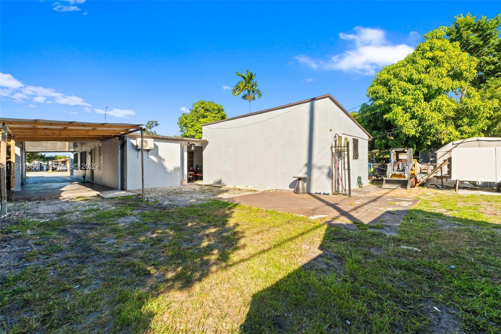 580 East 44th Street Hialeah, FL 33013 - Photo 30 of 41 a view of a house with basketball court