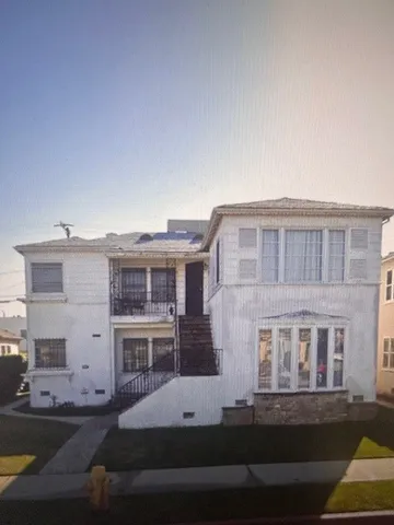 $975,000 | 2804 West 85th Street, Inglewood, CA 90305