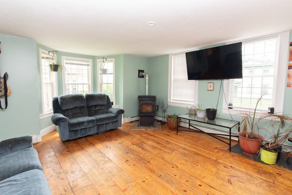 17 Church Street Ware, MA 01082 - Photo 8 of 22 Gallery Image 8