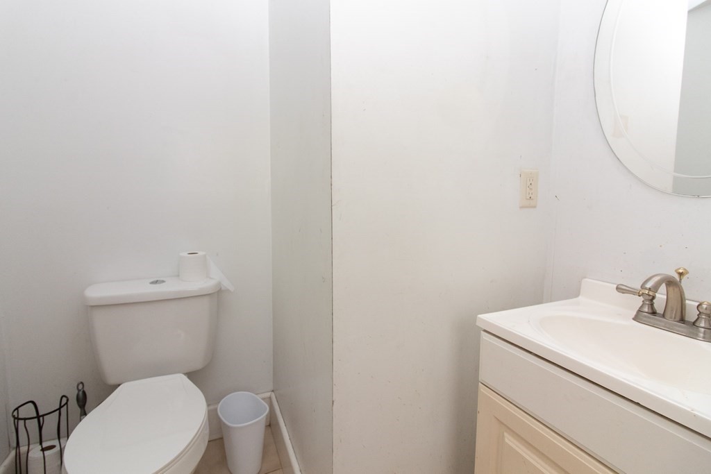 17 Church Street Ware, MA 01082 - Photo 9 of 22 Gallery Image 9