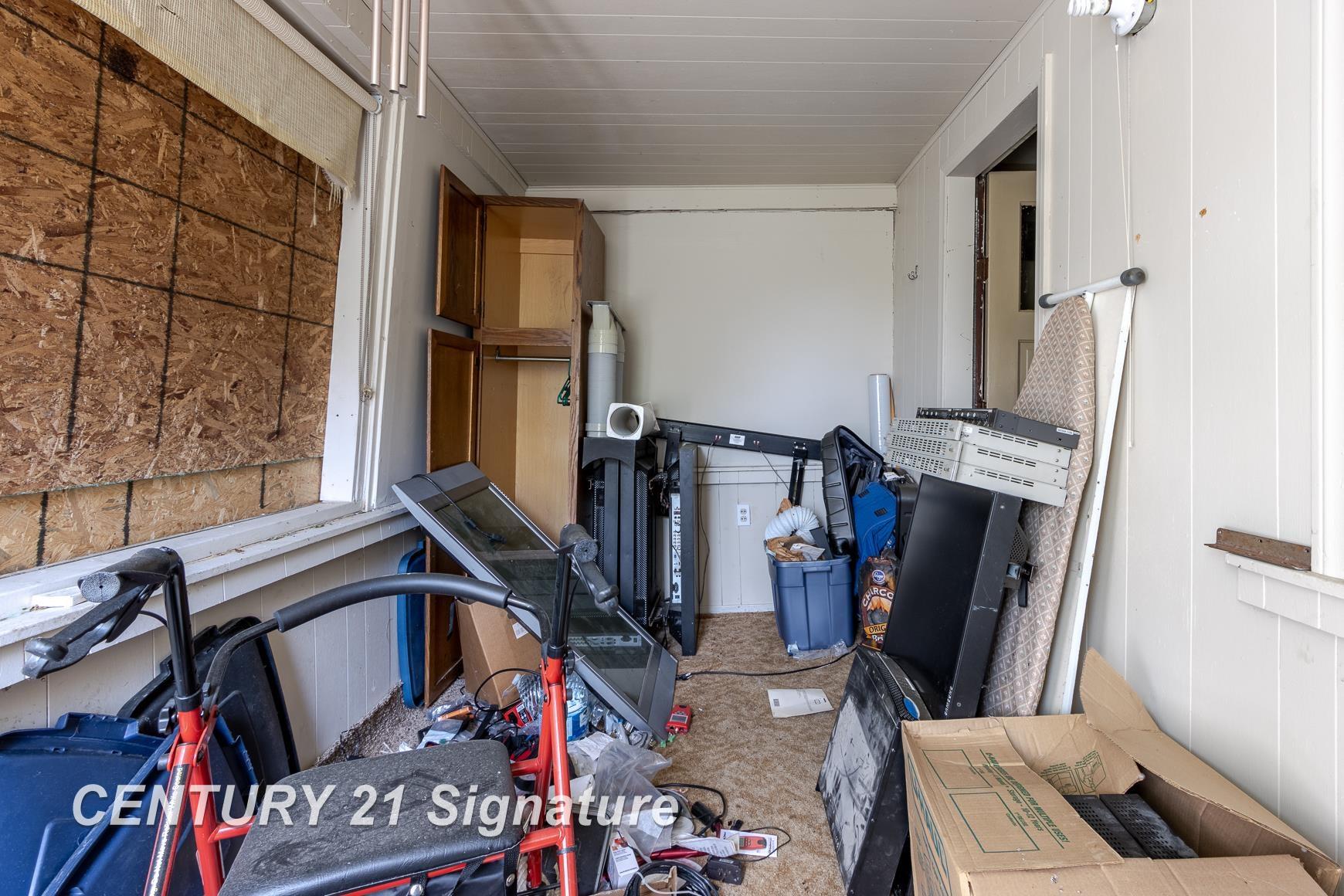 3476 North Linden Road Flint, MI 48504 - Photo 2 of 9