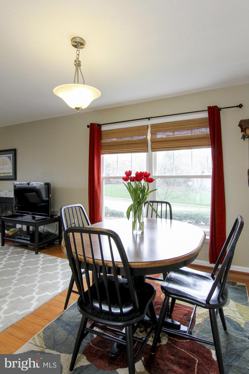 3829 9th Road South Arlington, VA 22204 - Photo 7 of 22 Dining Room