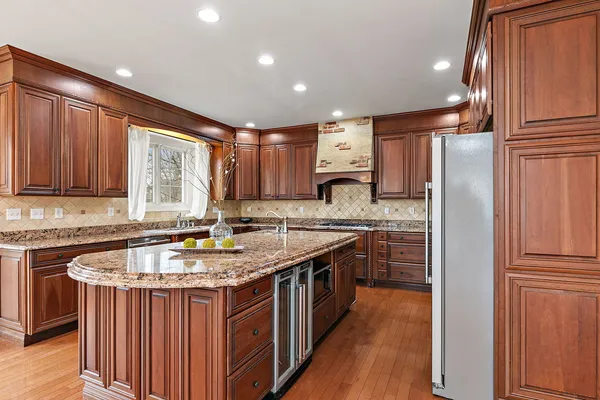 $569,000 | 295 Larking Avenue, DeKalb, IL 60115