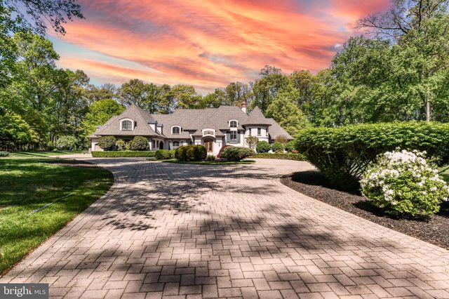$3,800,000 | 701 Gouldman Lane, Great Falls, VA 22066