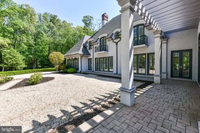 $3,800,000 | 701 Gouldman Lane, Great Falls, VA 22066