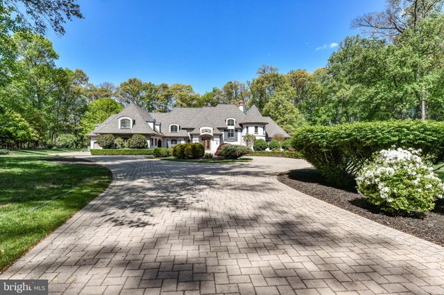 $3,800,000 | 701 Gouldman Lane, Great Falls, VA 22066