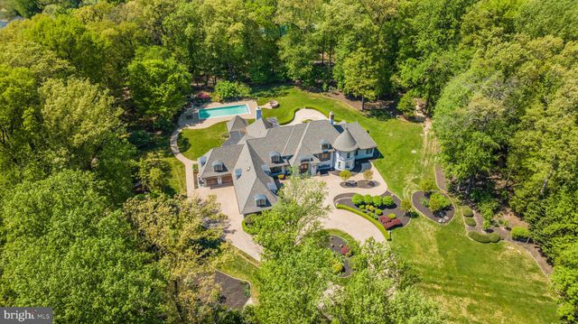 $3,800,000 | 701 Gouldman Lane, Great Falls, VA 22066