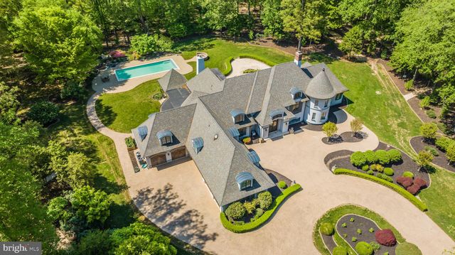 $3,800,000 | 701 Gouldman Lane, Great Falls, VA 22066