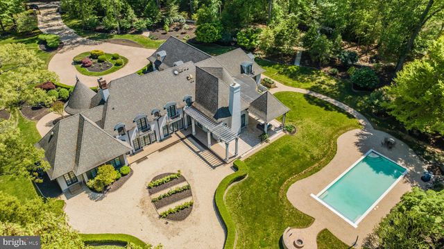 $3,800,000 | 701 Gouldman Lane, Great Falls, VA 22066