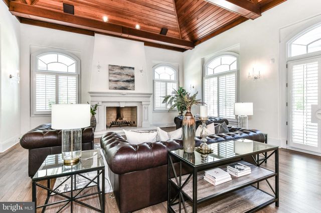 $3,800,000 | 701 Gouldman Lane, Great Falls, VA 22066