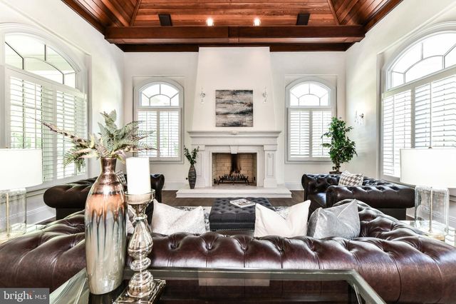 $3,800,000 | 701 Gouldman Lane, Great Falls, VA 22066