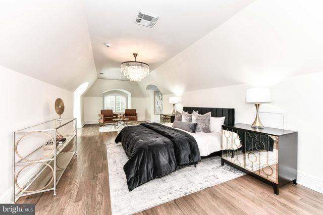 $3,800,000 | 701 Gouldman Lane, Great Falls, VA 22066