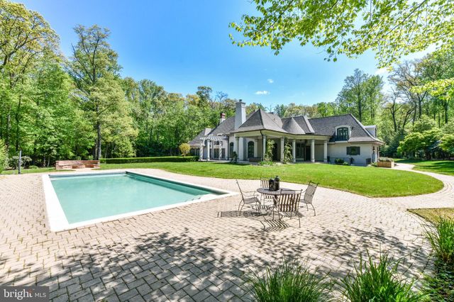 $3,800,000 | 701 Gouldman Lane, Great Falls, VA 22066