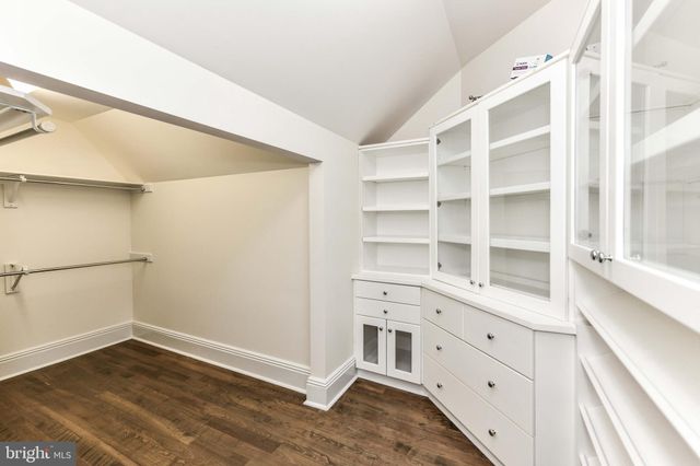 $3,800,000 | 701 Gouldman Lane, Great Falls, VA 22066