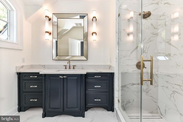 $3,800,000 | 701 Gouldman Lane, Great Falls, VA 22066