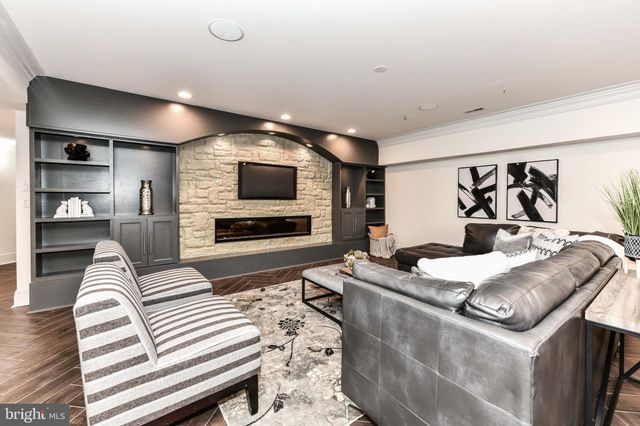 $3,800,000 | 701 Gouldman Lane, Great Falls, VA 22066