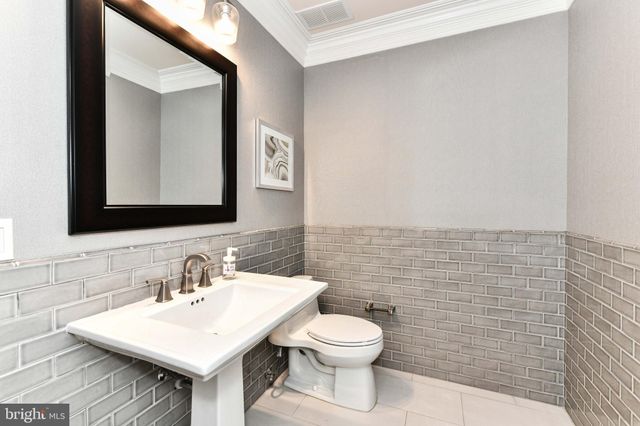 $3,800,000 | 701 Gouldman Lane, Great Falls, VA 22066