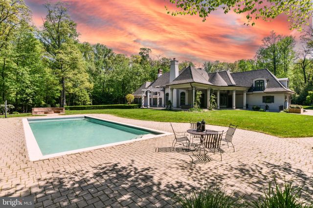 $3,800,000 | 701 Gouldman Lane, Great Falls, VA 22066