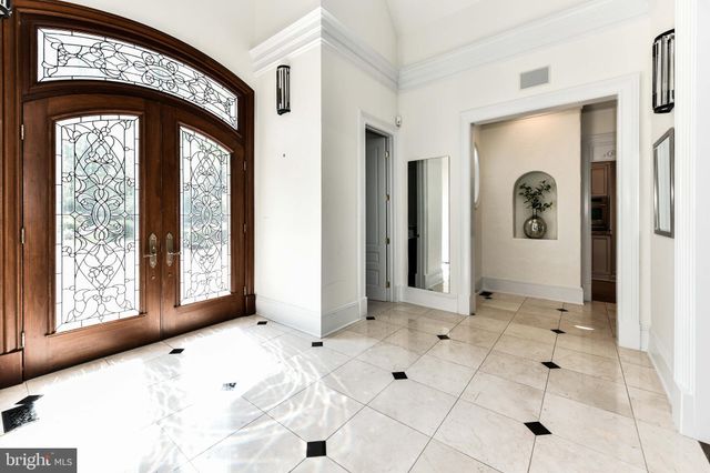 $3,800,000 | 701 Gouldman Lane, Great Falls, VA 22066