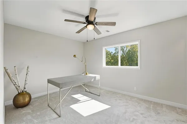 $700,000 | 211-213 Northwest Orchard Street, Lee's Summit, MO 64063