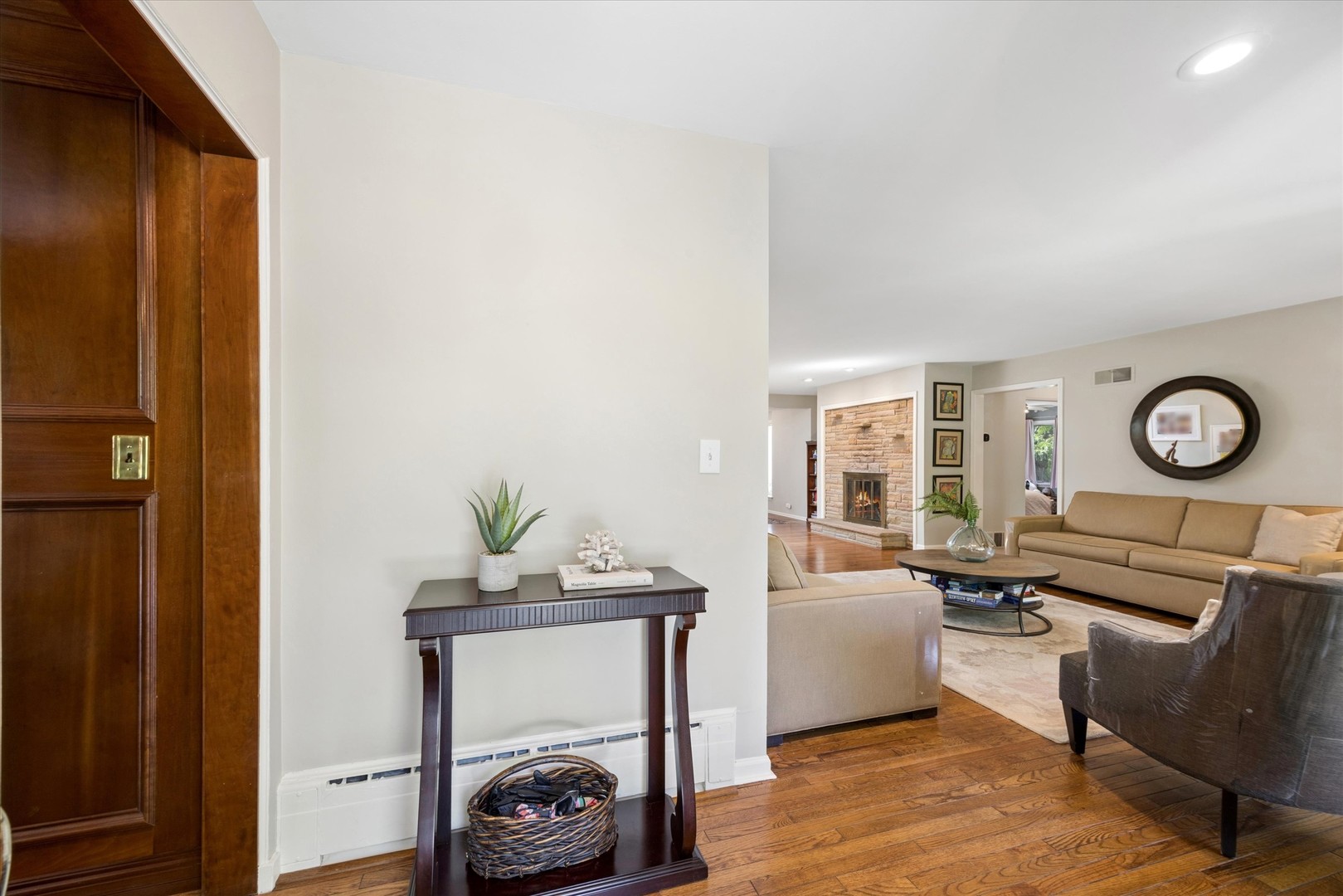 671 Revere Road Glen Ellyn, IL 60137 - Photo 3 of 40
