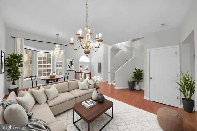 $649,900 | 828 Linfield Terrace Northeast, Leesburg, VA 20176