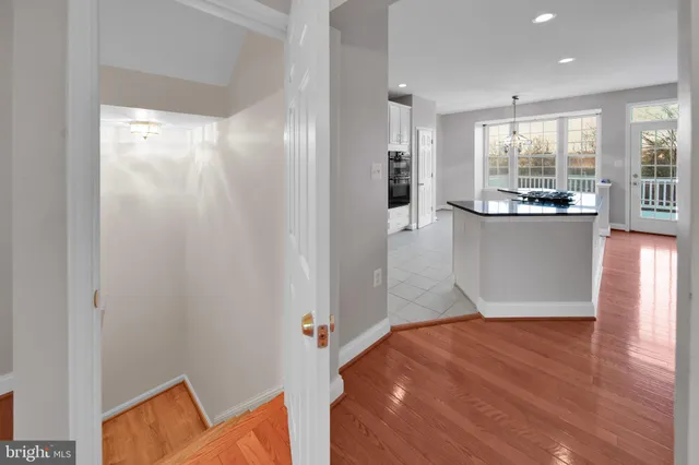 $649,900 | 828 Linfield Terrace Northeast, Leesburg, VA 20176