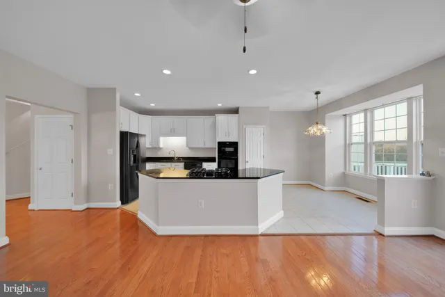 $649,900 | 828 Linfield Terrace Northeast, Leesburg, VA 20176