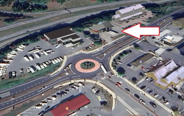 $825,000 | 1049 North Main Street, Hartford, VT 05001