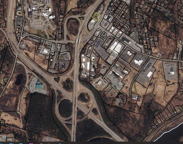 $825,000 | 1049 North Main Street, Hartford, VT 05001