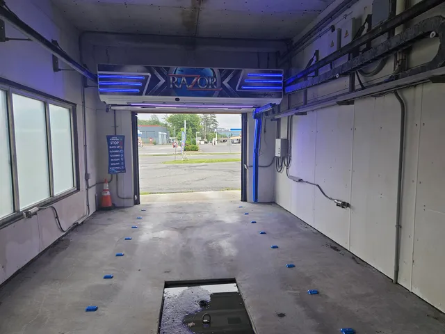 $825,000 | 1049 North Main Street, Hartford, VT 05001