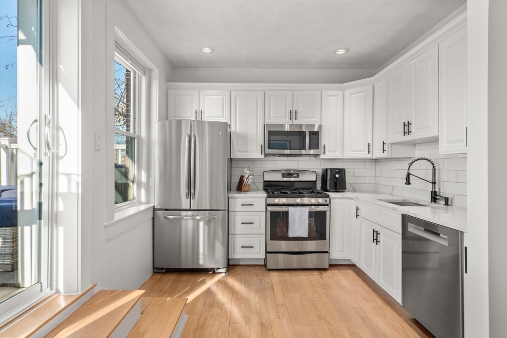 96 Baldwin Street, Unit 1 Boston, MA 02129 - Photo 9 of 26