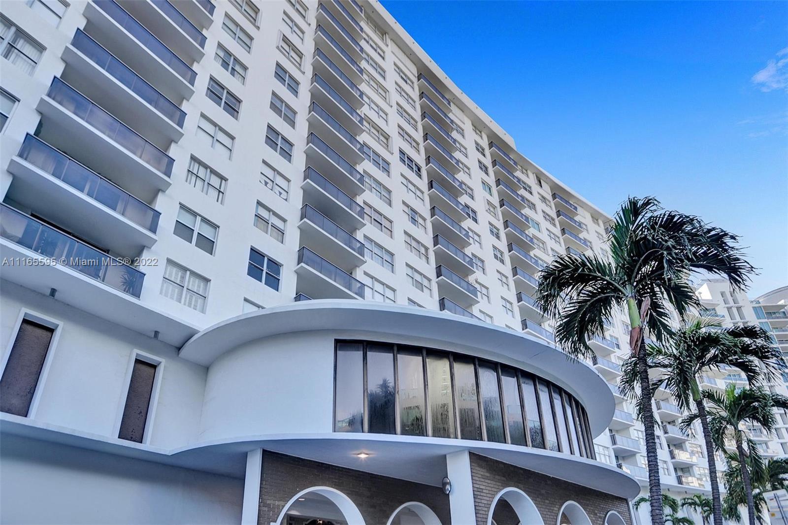 Millionaire's Row Miami Beach, FL 33140 - Photo 41 of 41 a view of balcony with a potted plant
