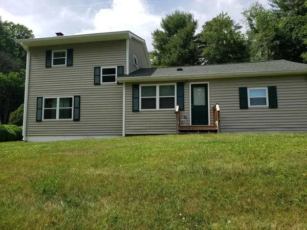 $1,725 | 7673 Bent Mountain Road, Roanoke, VA 24018