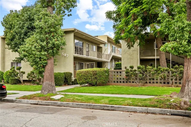$575,000 | 587 South Street, Unit 18, Glendale, CA 91202