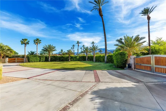 $8,000 | 49048 Croquet Court, Indio, CA 92201