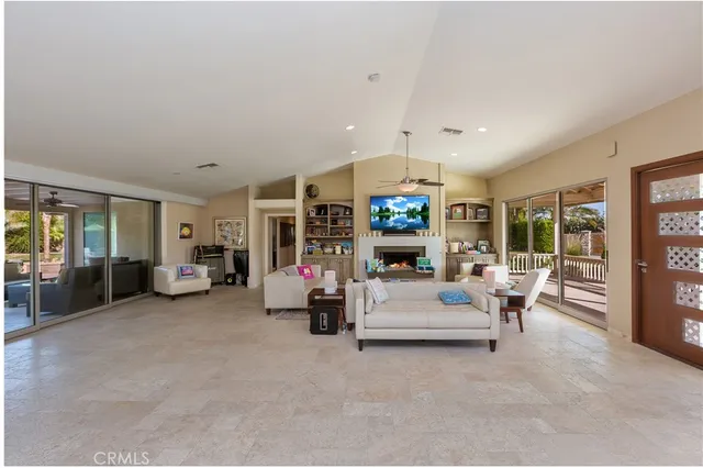 $8,000 | 49048 Croquet Court, Indio, CA 92201