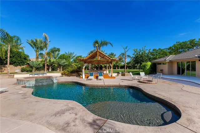 $8,000 | 49048 Croquet Court, Indio, CA 92201