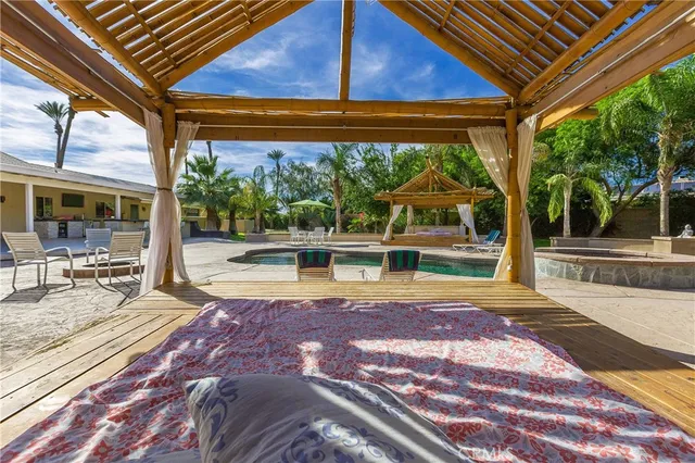 $8,000 | 49048 Croquet Court, Indio, CA 92201